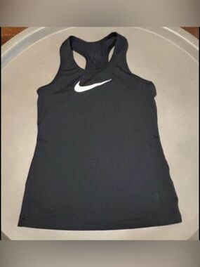 Girls Nike black racerback tank shirt, XL